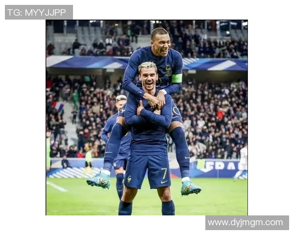 足球球星们与宠物的深厚情谊揭示他们场外的另一面 足球球星们与宠物的深厚情谊揭示他们场外的另一面