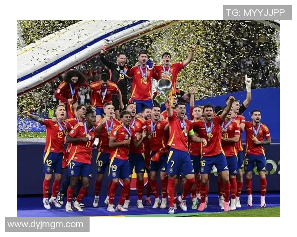 全球顶级足球明星综合排名与各大俱乐部球员表现对比分析