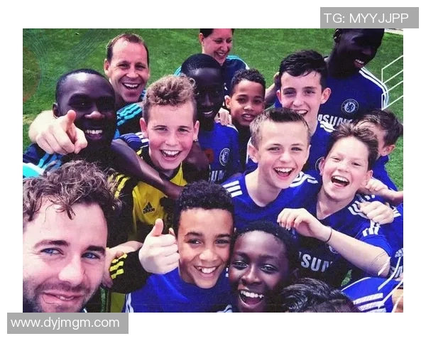 双国籍足球球星的荣耀与挑战及他们在国际赛场上的独特身份